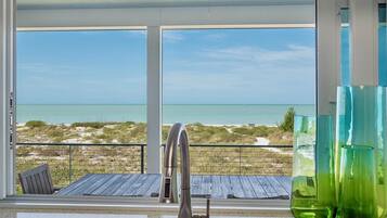 Ferienhaus (New Latitude) | Balkon