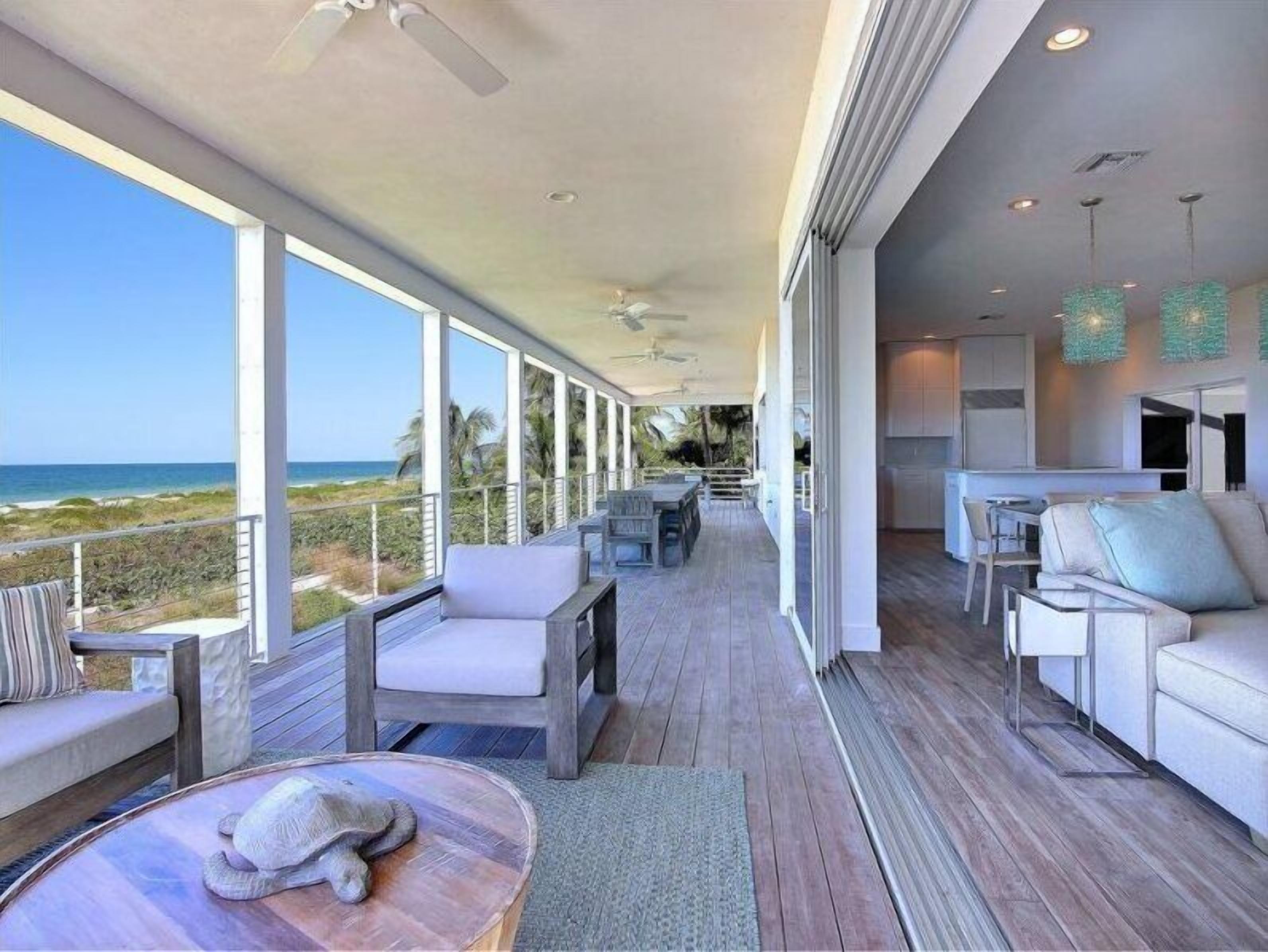 Ferienhaus (New Latitude) | Balkon