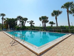 Apartment (Surfside 12 C4) | Pool | Außenpool, beheizter Pool