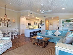 Living room - Surfside 12 C4 (Sanibel)