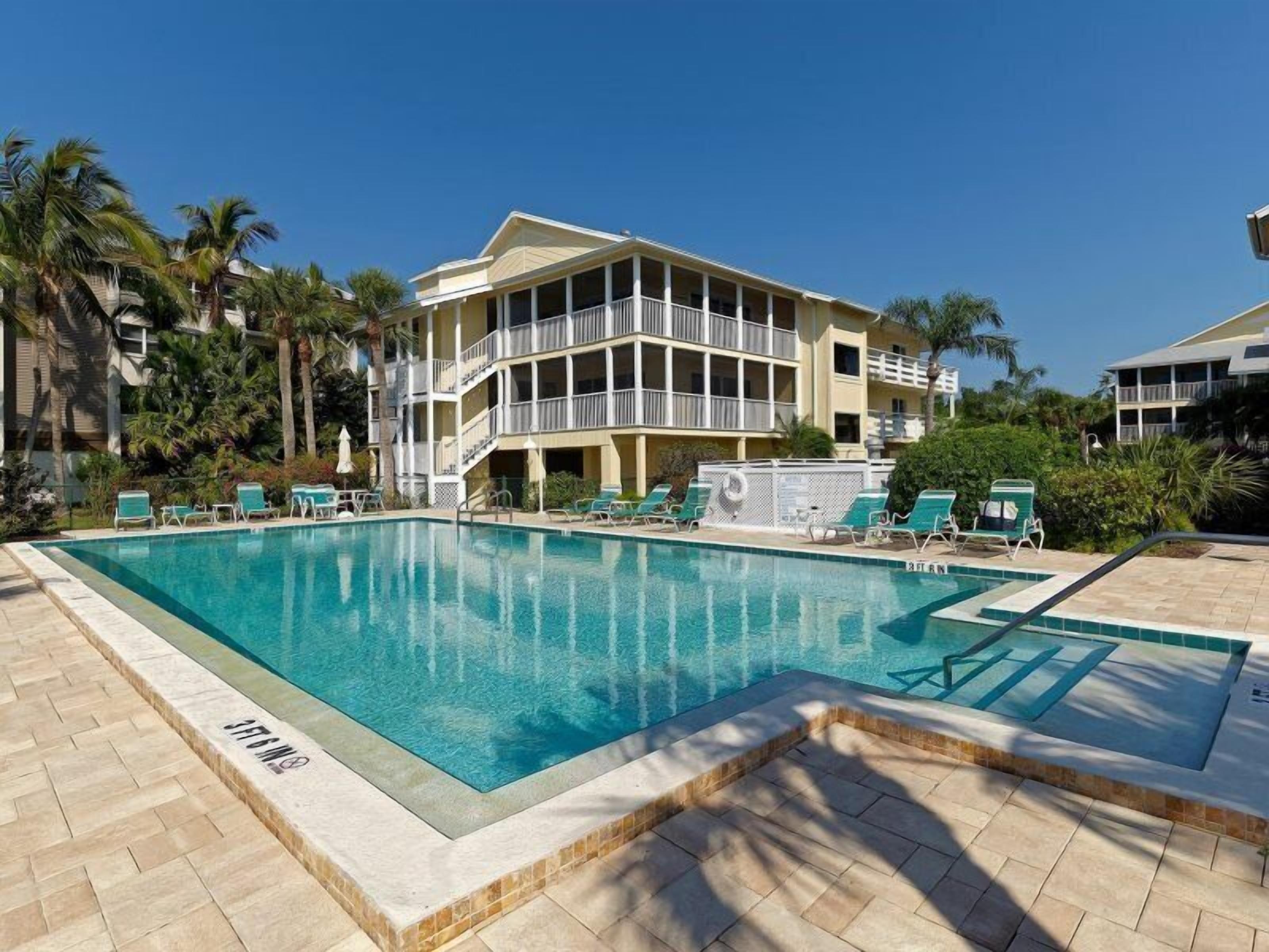 公寓客房 (Surfside 12 C4) | 游泳池 | 室外游泳池和溫水游泳池