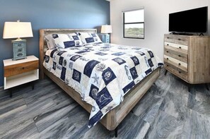 3 bedrooms, WiFi - One Ocean Place - Three Bedroom Oceanfront Condo (Garden City Beach)