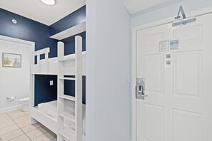 Iron/ironing board, free WiFi, bed sheets