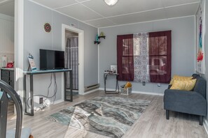 Interior - Zen Den at Rockaway Rentals near Branson (Rockaway Beach)