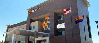 La Quinta Inn & Suites by Wyndham Maricopa - Copper Sky