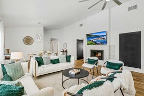 Smart TV, fireplace, table football, ping pong