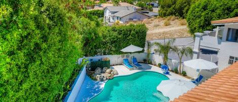 Ulkouima-allas, lämmitetty uima-allas