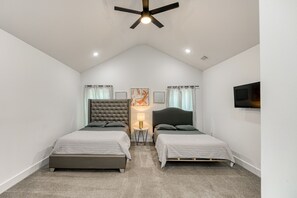 4 habitaciones, tabla de planchar con plancha y wifi gratis 