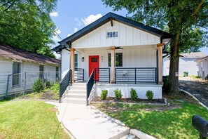 Exterior - Luxurious Home near Downtown ATL (Atlanta)