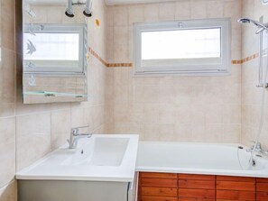 Bathroom - Villa Spring by Interhome (Arcachon)