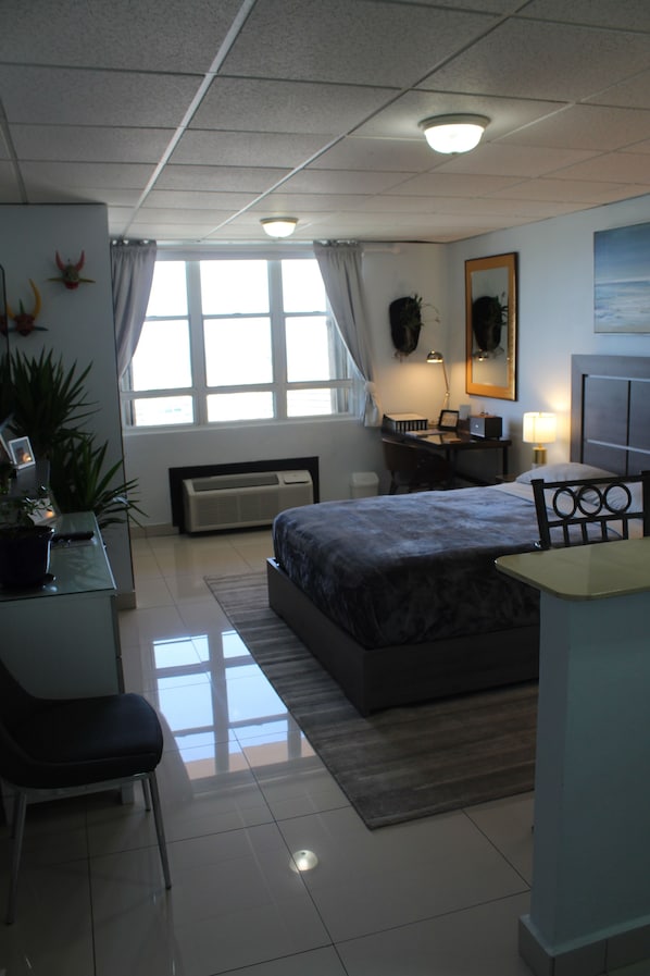 1 bedroom, desk, iron/ironing board, free WiFi - San Juan Sunrise - Apex Living in the Capital of Puerto Rico (San Juan)