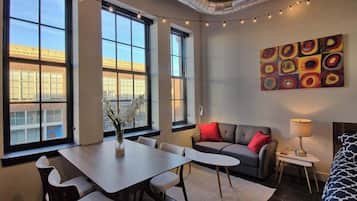 TV, offices