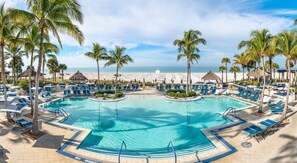 A heated pool - Beach Residences Beachfront  4 BR Membership Ritz (Sarasota)