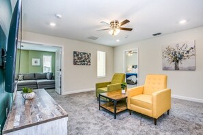 TV, DVD player, foosball - New Listing! Storey Lake Resort, 6mi to Disney & 11mi to Universal - FS327620 (Kissimmee)