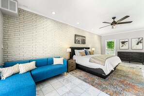 5 Schlafzimmer, Bügeleisen/Bügelbrett, WLAN, Bettwäsche