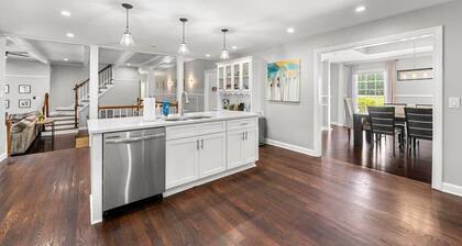 Mansion With Private Pool Bsktball & Tennis courts