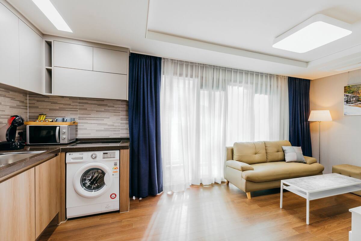 1 bedroom, soundproofing, free wifi, bed sheets