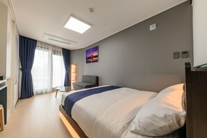 Soundproofing, free WiFi, bed sheets - Risen Oceanpark Hotel (Sokcho)
