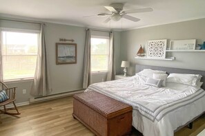 3 chambres, lit parapluie, accès Internet, draps fournis