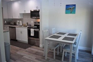 Imagen sin descripción, 4 de 43, botón