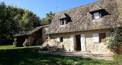 Cottage - Sleeps 2 - Parking - Pet friendly