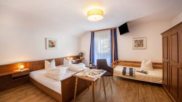 2 bedrooms, free WiFi, bed sheets