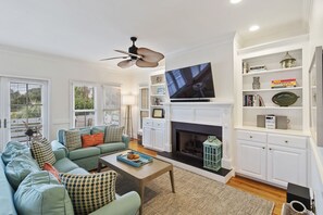 TV, fireplace, printers - WILD DUNES Home with PRIVATE POOL, Golf Views and Walk to Marina! (Isle Of Palms)