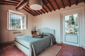 5 chambres, fer et planche à repasser, lit parapluie, Wi-Fi gratuit