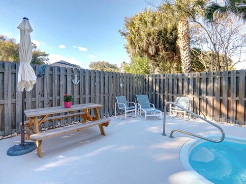 Private Pool, Ocean Views, Steps to the Beach
