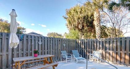 Private Pool, Ocean Views, Steps to the Beach