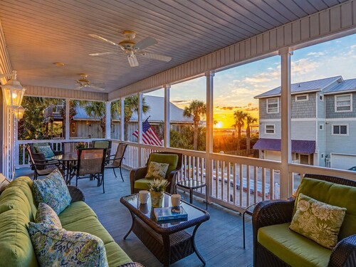 Spacious Home, Private Pool, Ocean Views, Steps to the Beach