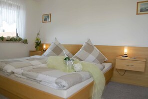 Chambre double | Accès au Wi-Fi (inclus), literie fournie