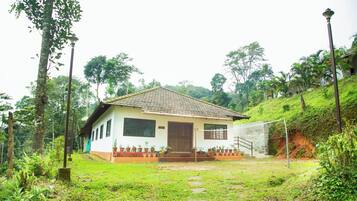 Room, 1 Bedroom, Smoking, Balcony | Exterior