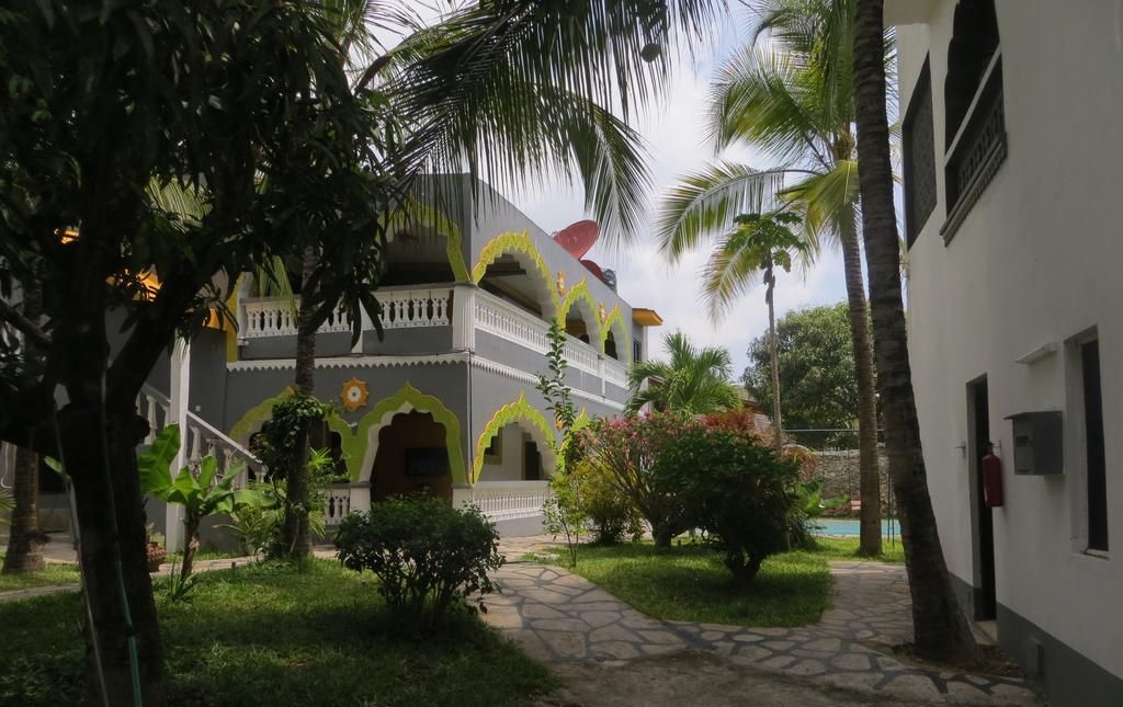Khuôn viên nơi lưu trú