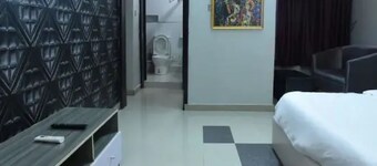 Room-ambience Hotel and Suite - Deluxe