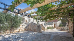 House, 4 Bedrooms, Private Pool, Garden View | Property grounds - Stonehouse Marina - Estate With A Two Private Pools (Marina)