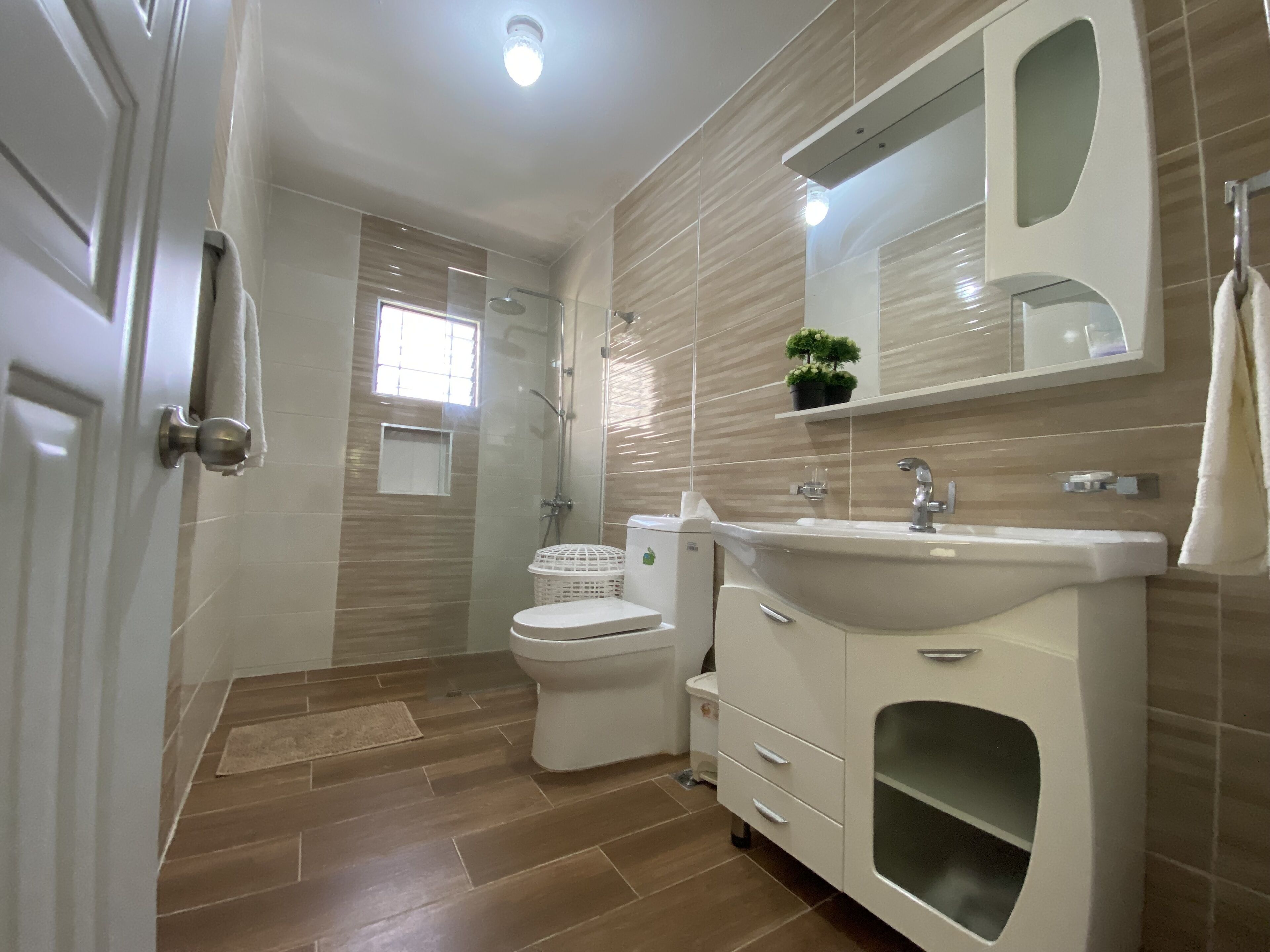 Apartment, 4 Bedrooms, Balcony, City View | Bathroom | Soap