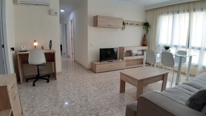 Lounge - Charming 3-bedroom Apartment in Corralejo, Lanzarote (La Oliva)