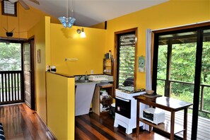 Studio, 1 chambre, fumeur, balcon | Intérieur
