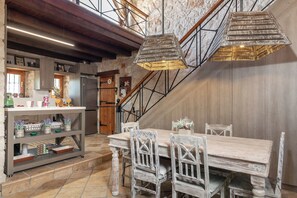 Villa, 4 Bedrooms, Smoking, Private Pool | Dining room