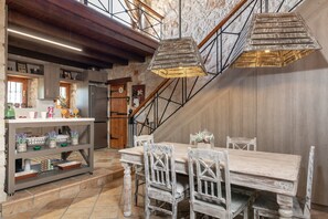 Villa, 4 Bedrooms, Smoking, Private Pool | Dining room