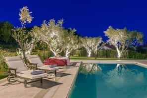 Pool - Villa Zeza - The Ultimate Family Villa (Zakynthos)