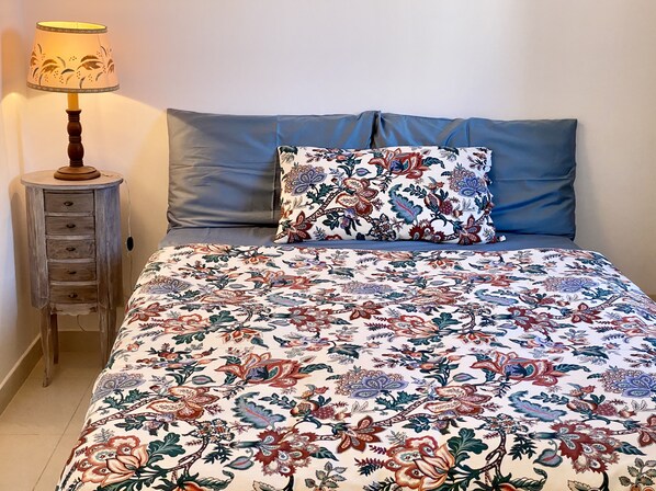 House, 1 Bedroom, City View