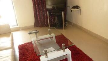 Chambre, 2 chambres, accessible aux personnes à mobilité réduite, fumeurs | Salle de séjour