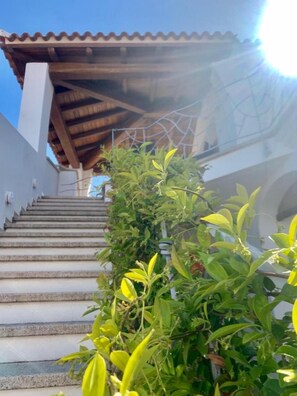 Apartment, 2 Schlafzimmer, Balkon, Meerblick | Terrasse/Patio