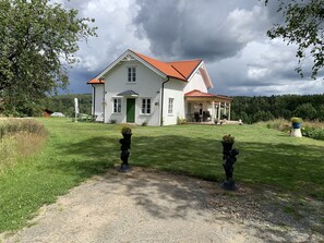 Exterior - Rustic Luxury Lakeside House - Transformed Chapel (Töcksfors)
