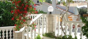 Romantic Apartment With Sea View Vinišće, Dalmatia