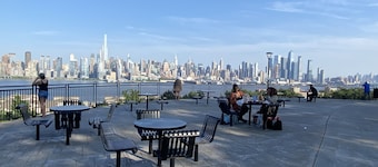 Room-private 2 Bedrooms, new Shower Bath