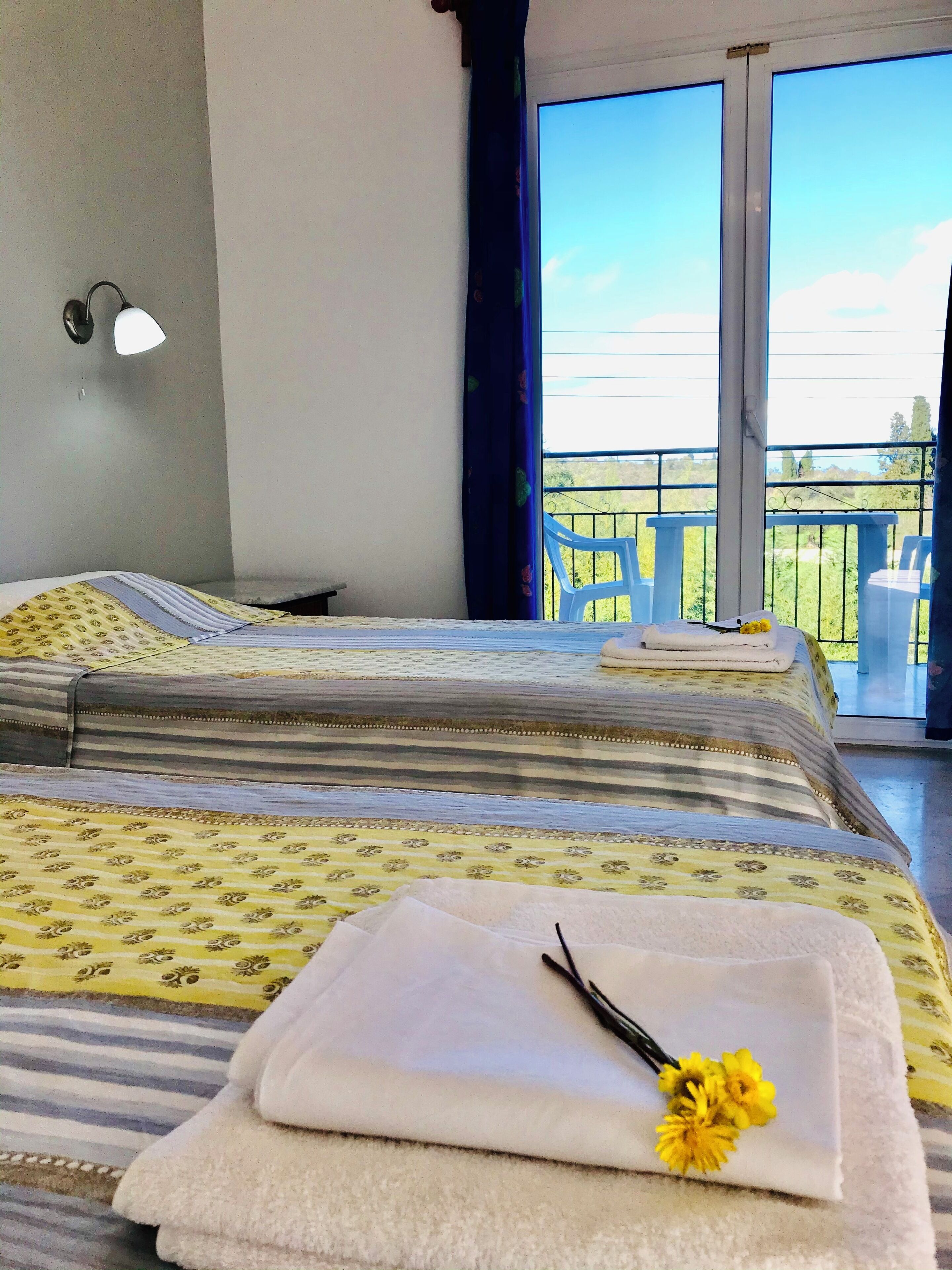 2 bedrooms