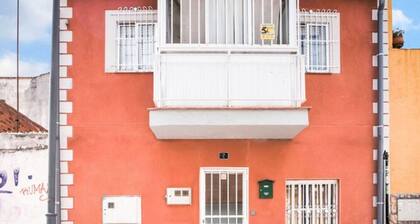 Independent Six Room House Casa 6 Habitaciones